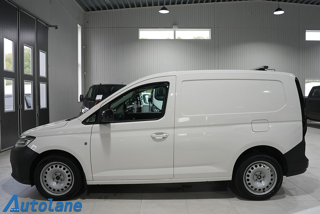 Volkswagen Caddy Cargo 2.0 TDI BMT 4Motion Värmare,Dragkrok,PDC,Carplay