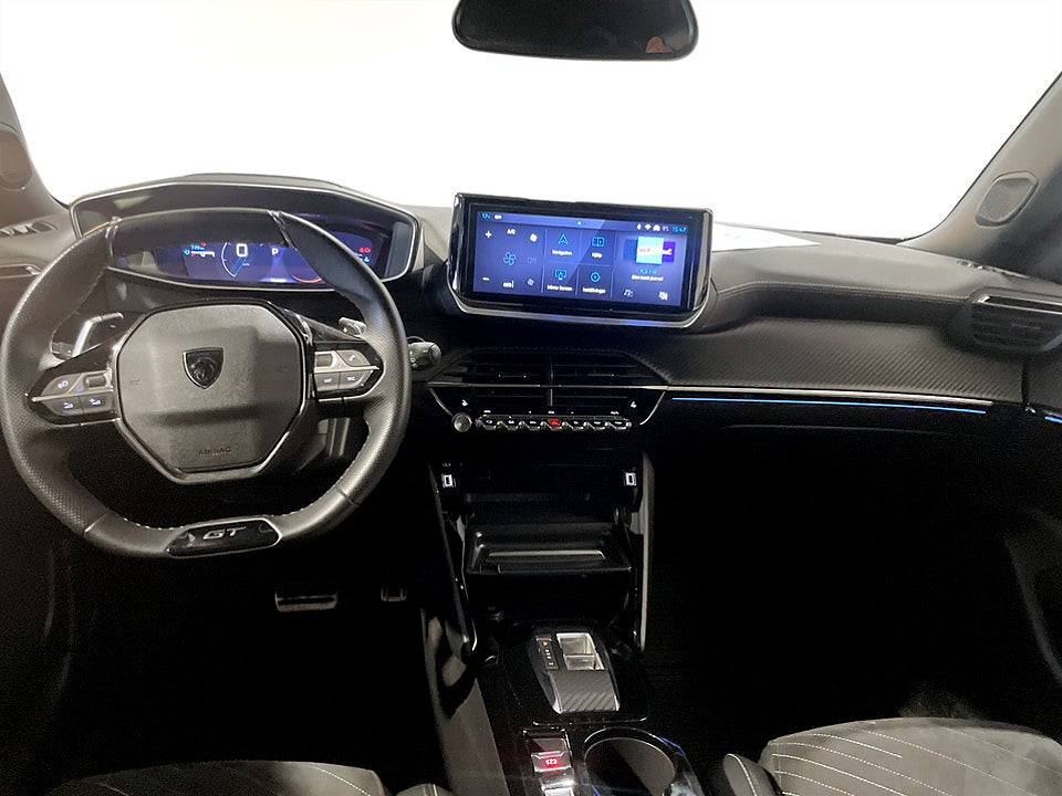 Bild på Peugeot 2008 GT Hybrid 145hk Aut B-KAMERA CARPLAY
