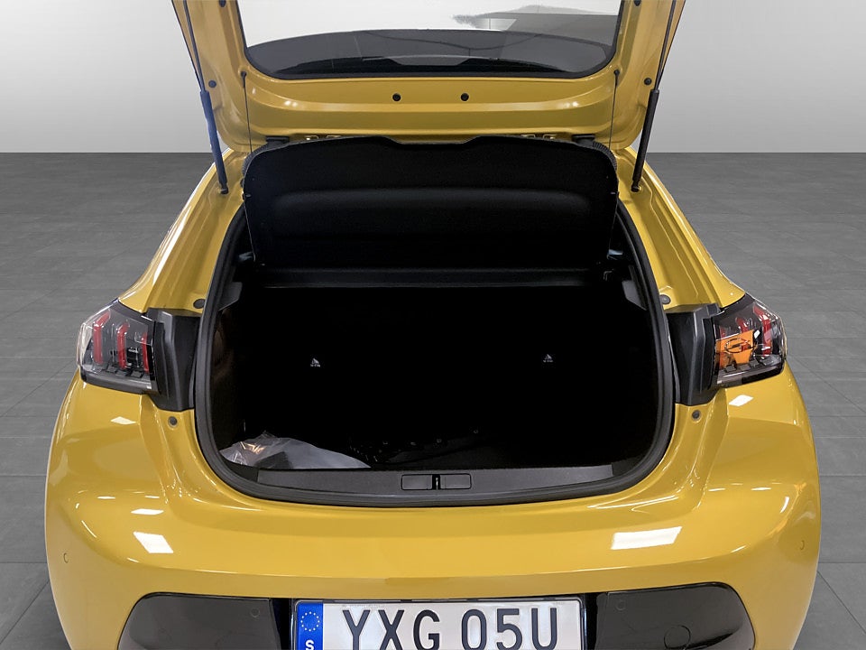 Bild på Peugeot 208 Allure 1.2 PT 100hk B-KAMERA FARTHÅLLARE
