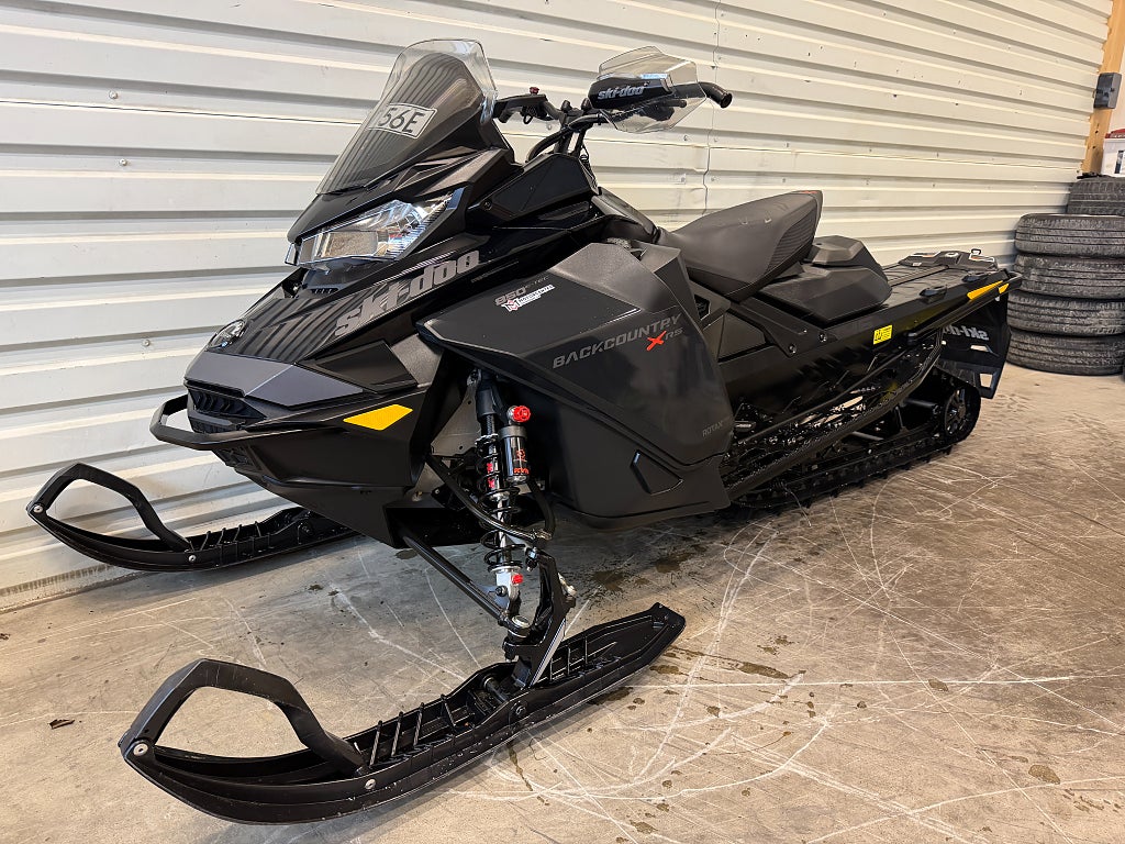 Ski-Doo Backcountry XRS 850 E-TEC/146"/1142:-/MÅN-22