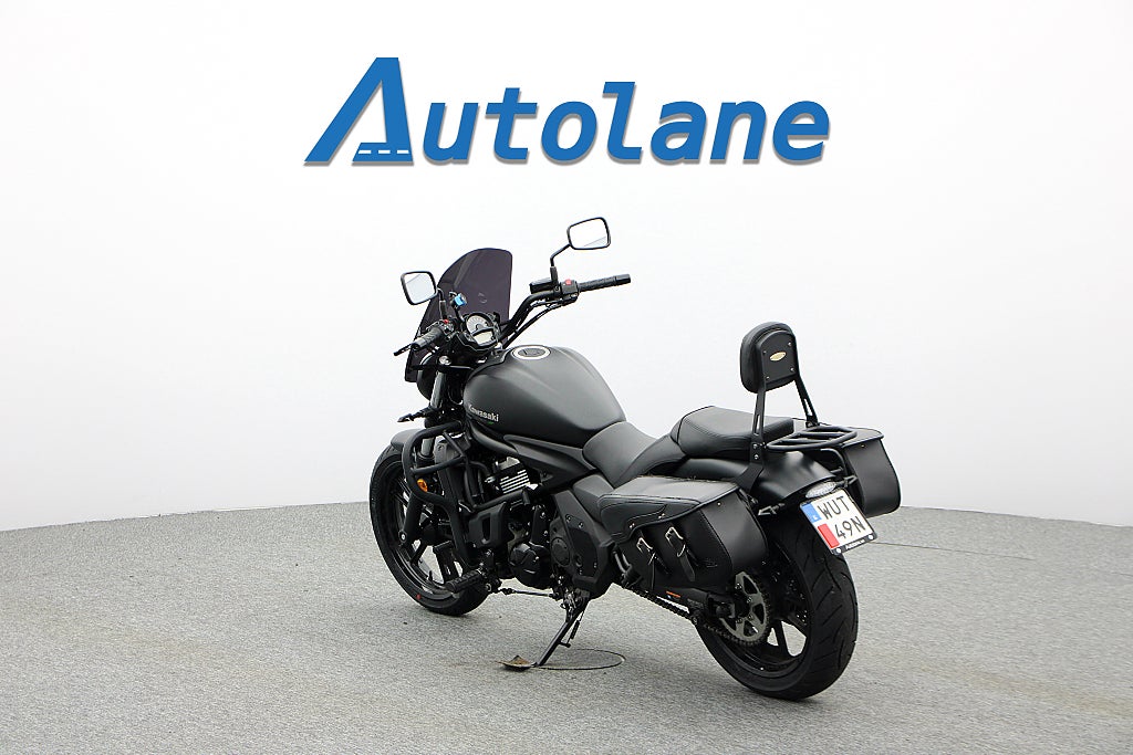 Kawasaki Vulcan 650 S *Nya däck Väskor Arrow system