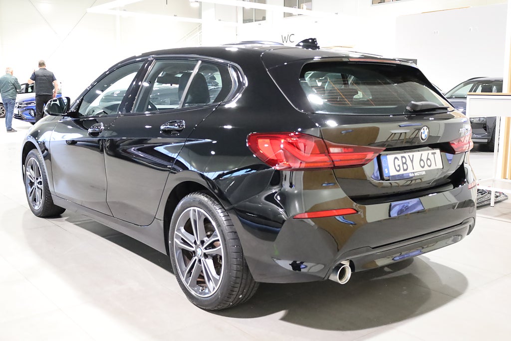 BMW 118I 136hk Sport line Aut Leasbar Navi CarPlay 2022