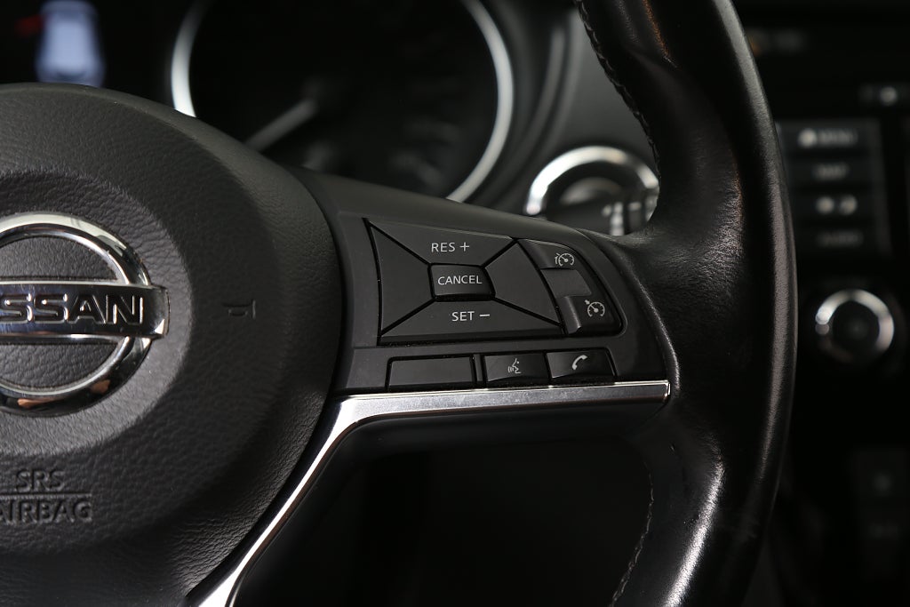 Nissan Qashqai 1,3 DIG-T 140hk 360°-kamera Keyless Navi Drag 2021