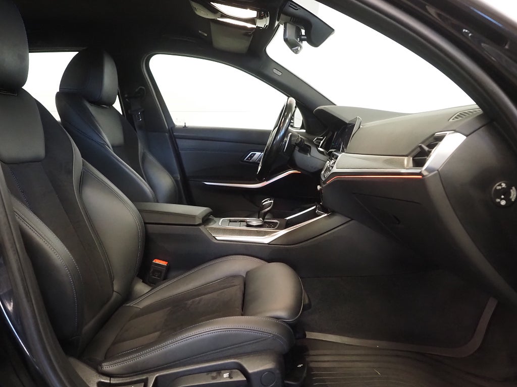 BMW 330e xDrive 292hk Touring  M-Sport |Drag|Navi|Kamera| 2021