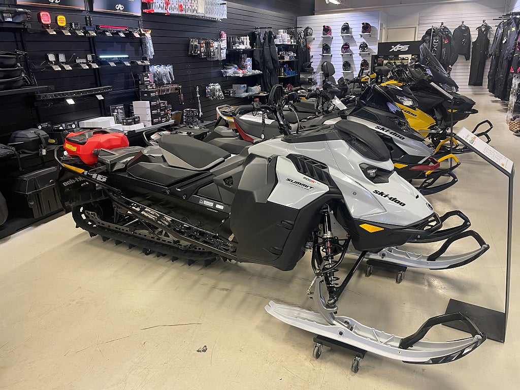 Ski-Doo Summit  Adrenaline 600R E-TEC 146 Kampanj -15000kr