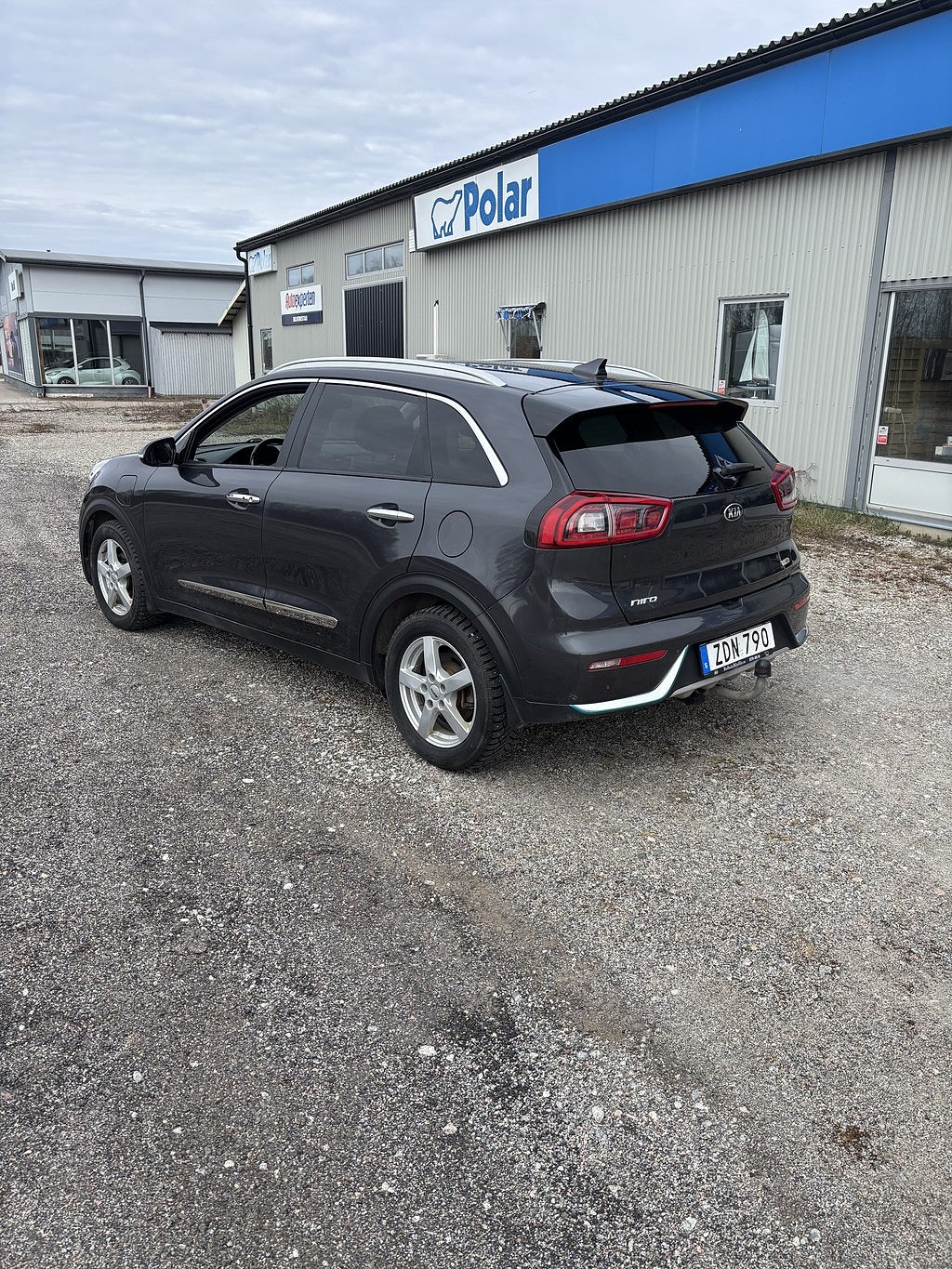 Kia Niro 2018 - miniatyr 2