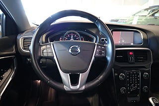 Halvkombi Volvo V40 16 av 25