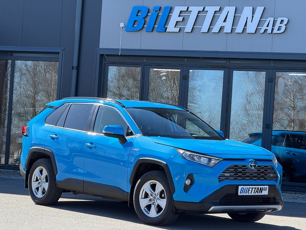 Toyota RAV4 Hybrid AWD-i E-CVT Active Euro 6 222hk Kamera 