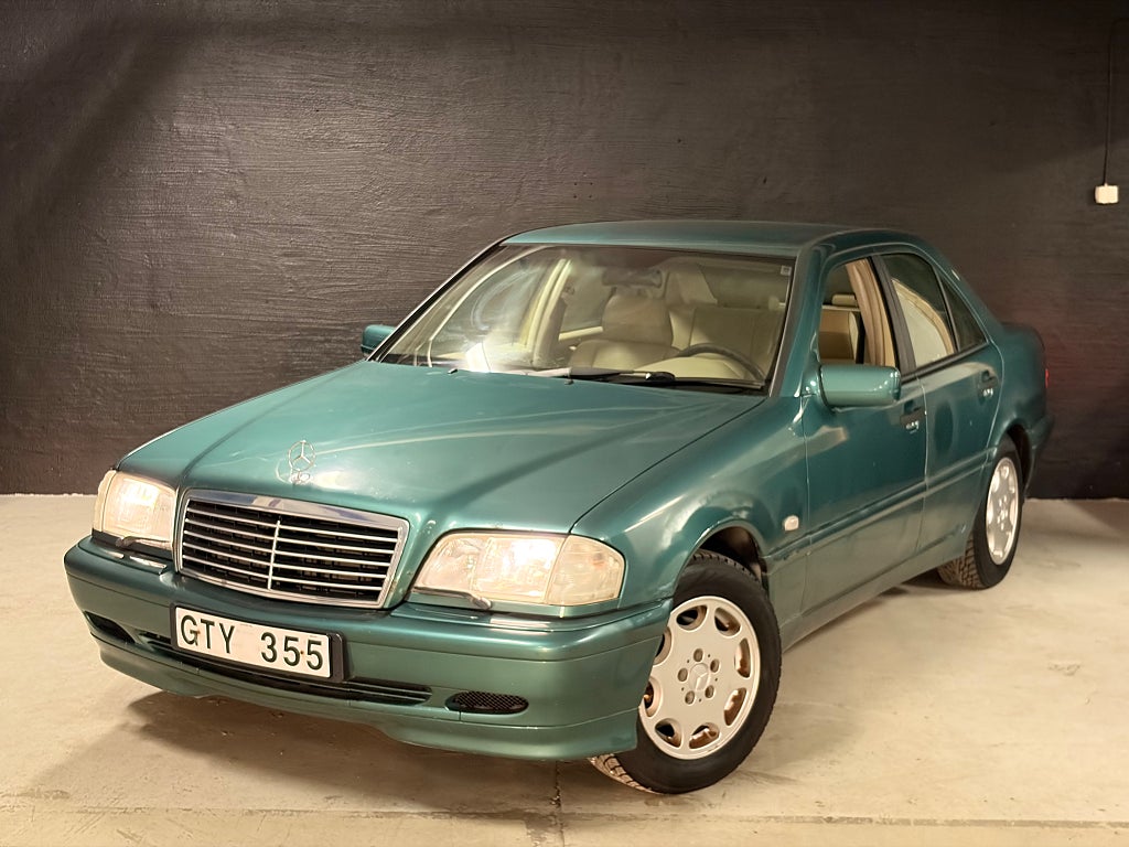 Mercedes-Benz C 200