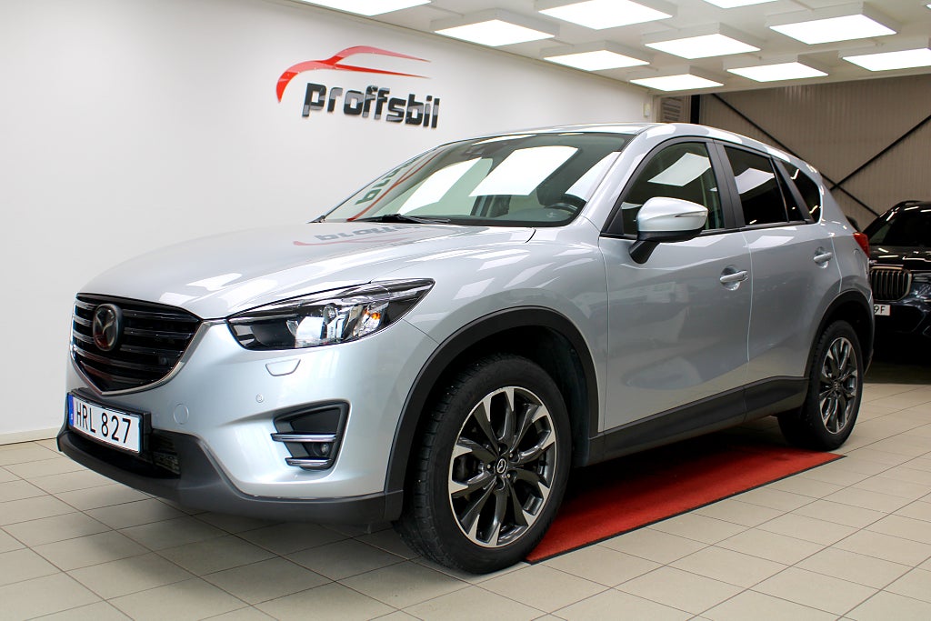 Mazda CX-5 2.2 SKYACTIV-D AWD Navi B-kamera Skinn Drag Keyless-Go