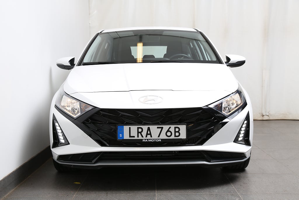 Hyundai i20 Essential 1.0 T-GDI 100HK AUT 2025
