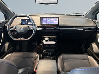 MG 4 Electric Long Range 64 kWh Luxury 360/Ad.Fhåll/SoV