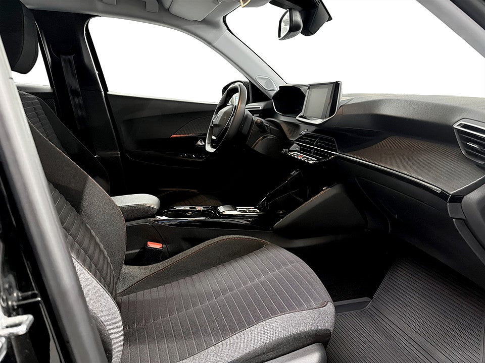 Bild på Peugeot E-2008 Active 50kWh 136hk Aut - CARPLAY, BACKSENSORER