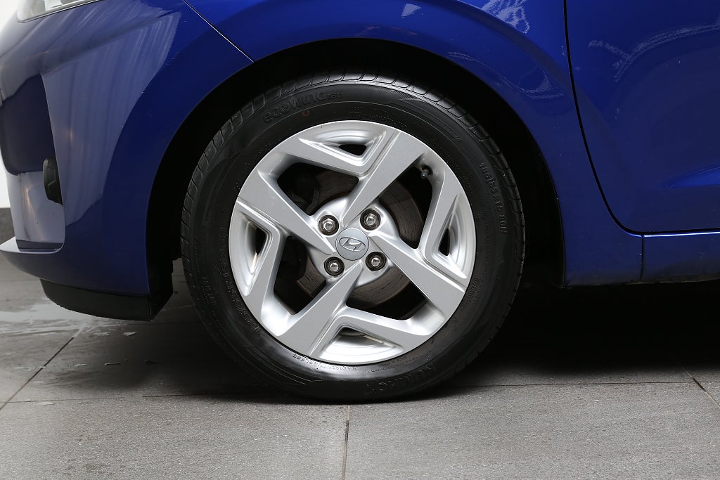 Hyundai i10 1,0 blue 67hk Essential CarPlay