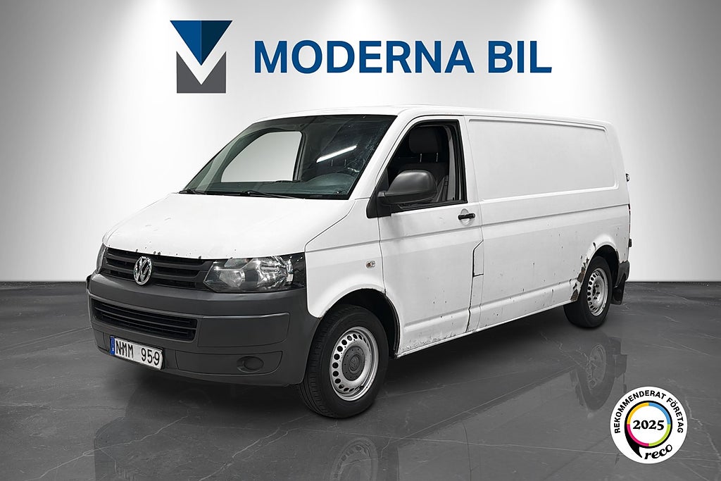 Volkswagen Transporter T30 2.0 TDI 140hk Automat Lång D-värm Drag SoV-hjul
