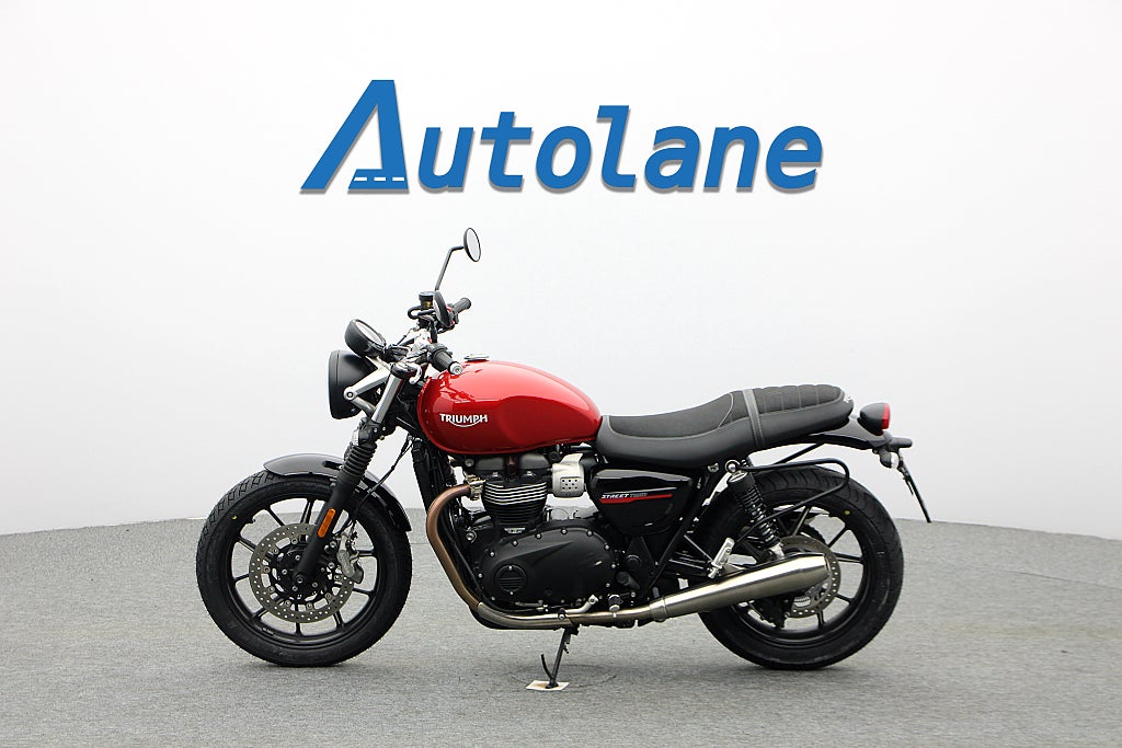 Triumph Triumph Street Twin 900* Nya däck Nyservad* Endast 1-Ägare