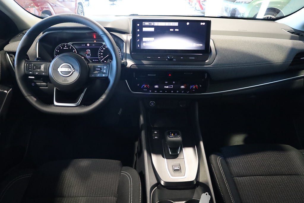 Nissan Qashqai 1.3 DIG-T XTRONIC-CVT Kamera CarPlay Keyless