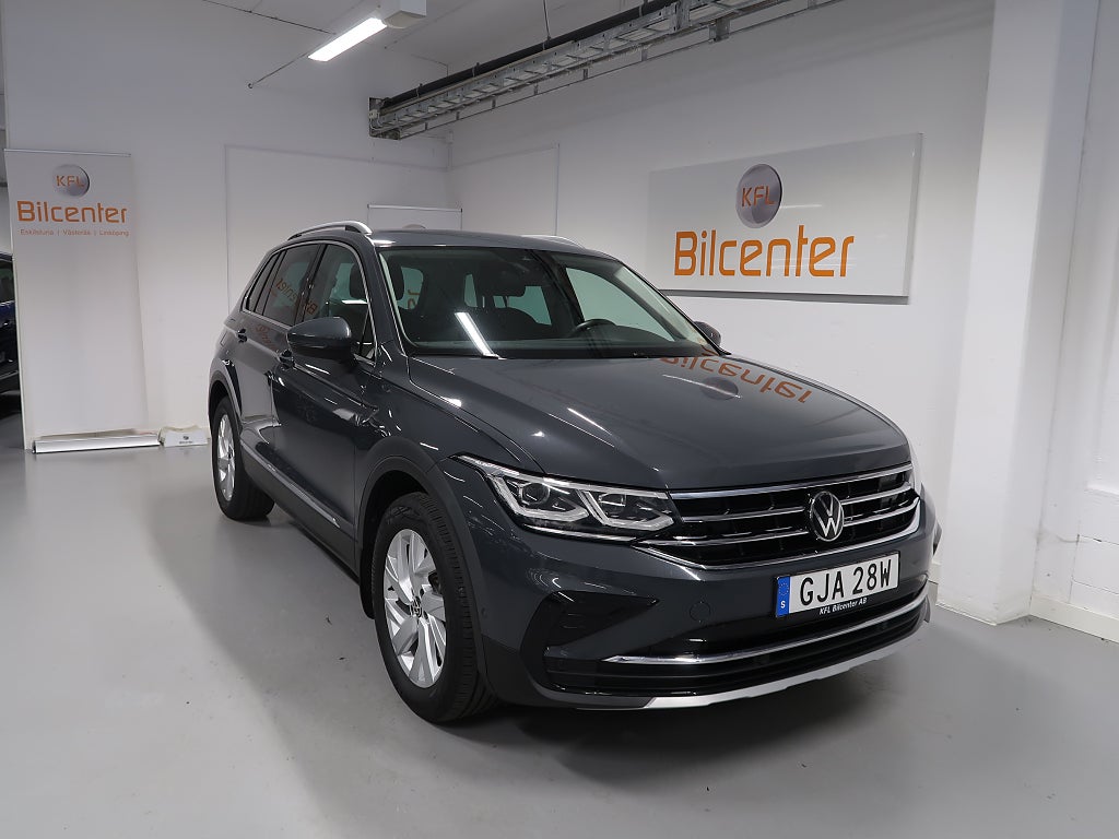 Volkswagen Tiguan eHybrid 1.4 TSI V-Däck ingår Cockpit-Drag-Kamera-CarPla