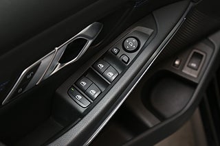 Kombi BMW 330e 11 av 24