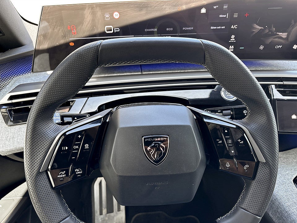 Bild på Peugeot 3008 GT Hybrid 145hk Aut B-KAMERA CARPLAY