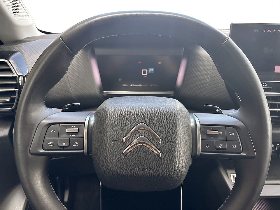 Bild på Citroën C4-X Shine 1.2 PT 130hk Aut B-KAMERA NAVI