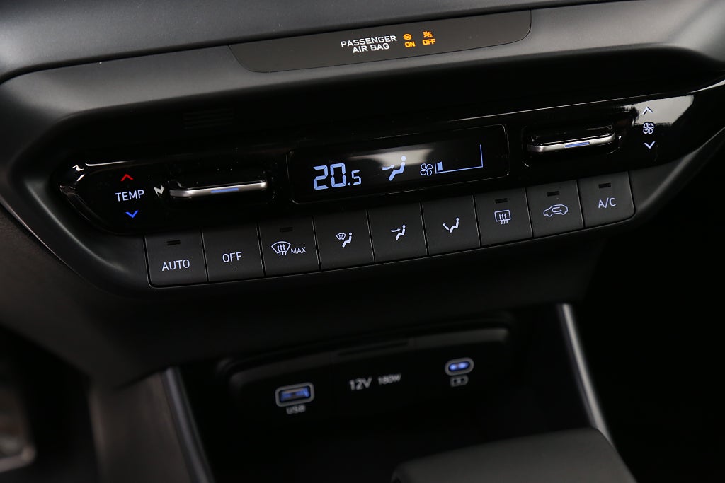 Hyundai Bayon 1.0 T-GDi MHEV AUT Essential 100HK 2025