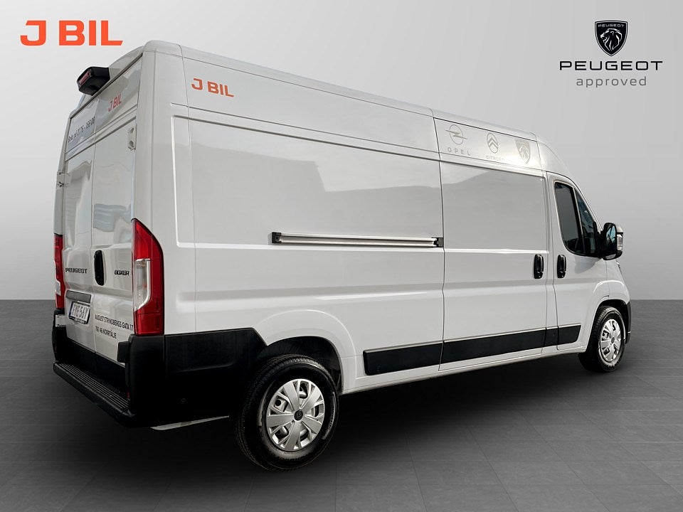 Bild på Peugeot Boxer BlueHDi 140hk Aut L3H2 - DEMO