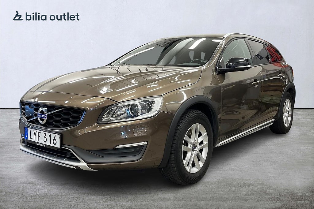 Volvo V60 Cross Country D4 AWD 190hk Momentum Drag Navi Värmare Kamrem bytt
