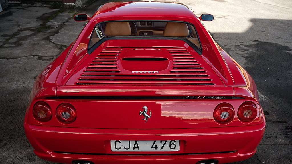 Ferrari F355 har genom åren körts 6 550,9 mil. Foto: Collecting Cars 