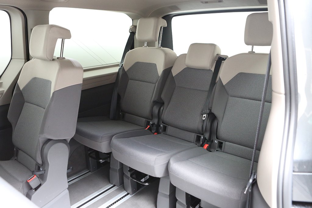 Volkswagen Multivan 2,0 TDI DSG 7-sits Värmare Leasbar 2025