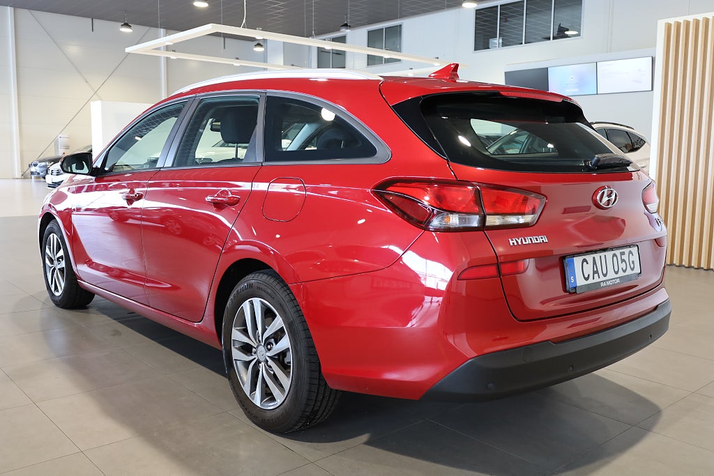 Hyundai i30 1,4 T-GDi 140hk Kombi Aut M-värme Kamera Keyless 2020