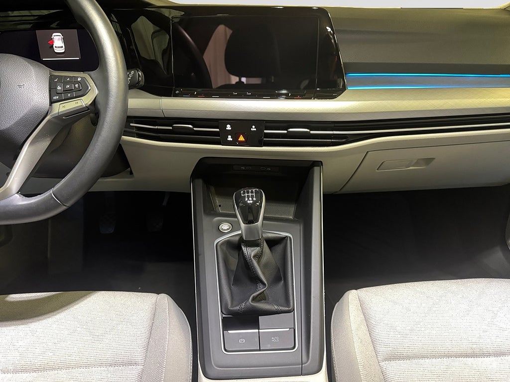 Volkswagen Golf 2.0 TDI Adaptiv Farth Keyless Navi Carplay Rattvärme bild 14