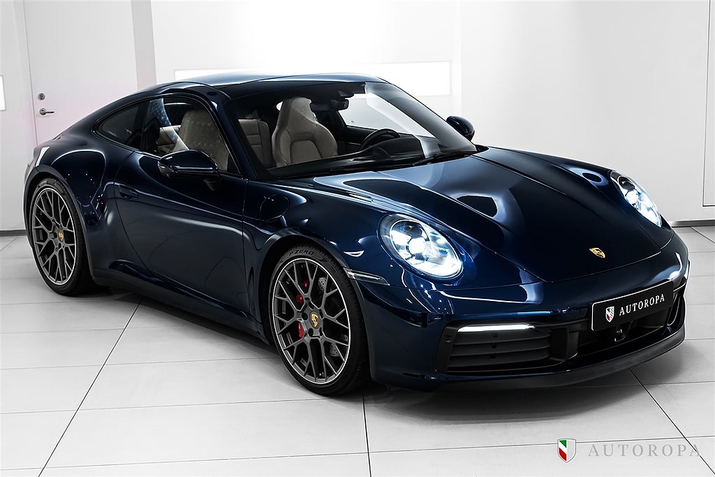 Porsche 911 992 Carrera 4S