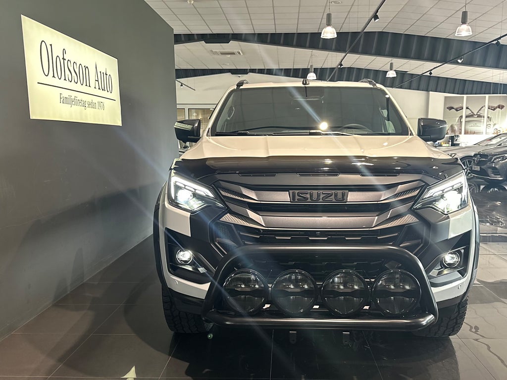 Isuzu D-Max XRX Crew Cab 2.2 4WD Nya motorn & vxl låda - bild 10