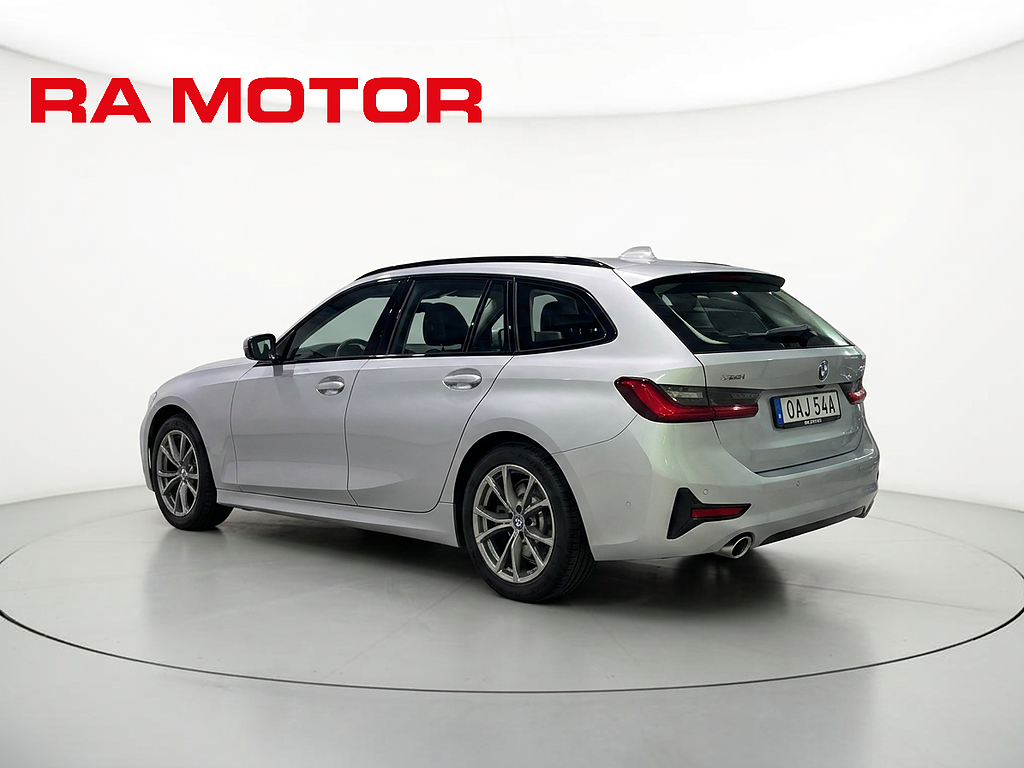 BMW 330e xDrive Touring | Sport Line | M-Ratt | P-sensorer | 2021