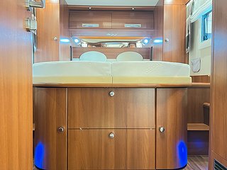 Husbil-integrerad Carthago Chic E-line 58 21 av 39