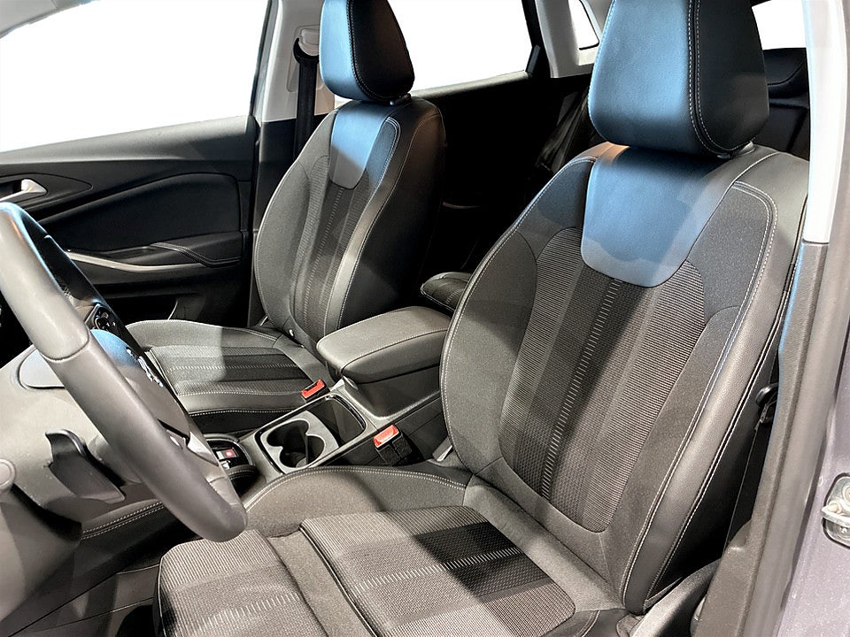 Bild på Opel Grandland SE Edition 1.2 Turbo 130hk Aut B-KAMERA NAVI
