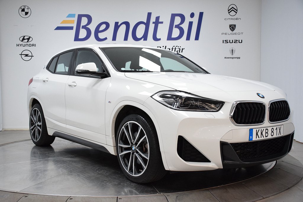 BMW X2 xDrive25e M Sport / Panorama/Navigation/ Head-up/HiFi