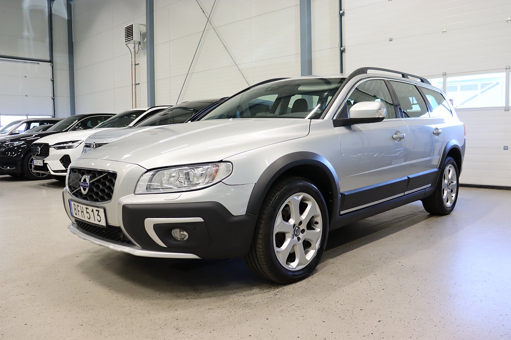Volvo XC70 D4 AWD Classic Summum Drag P-Värm Kamrembytt 181hk