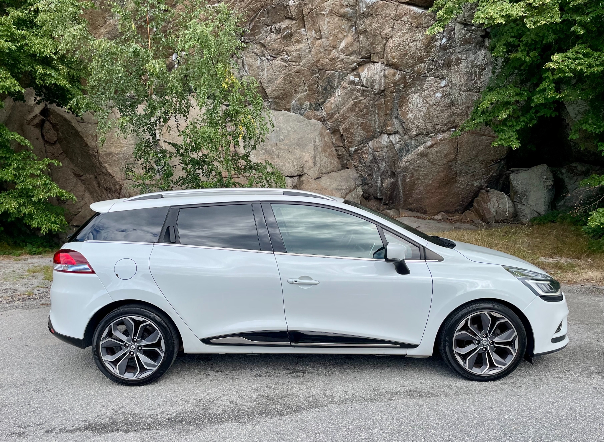 Renault Clio 2017, photo 4/37
