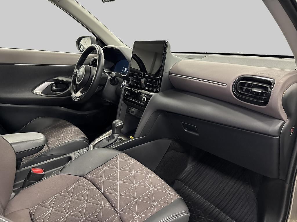 Toyota Yaris Cross 2024 - miniatyr 7