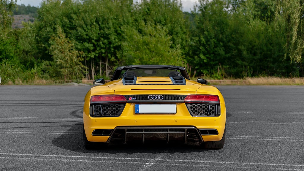 Audi R8 har en 5,2 liters V10-motor. Foto: Collecting Cars 
