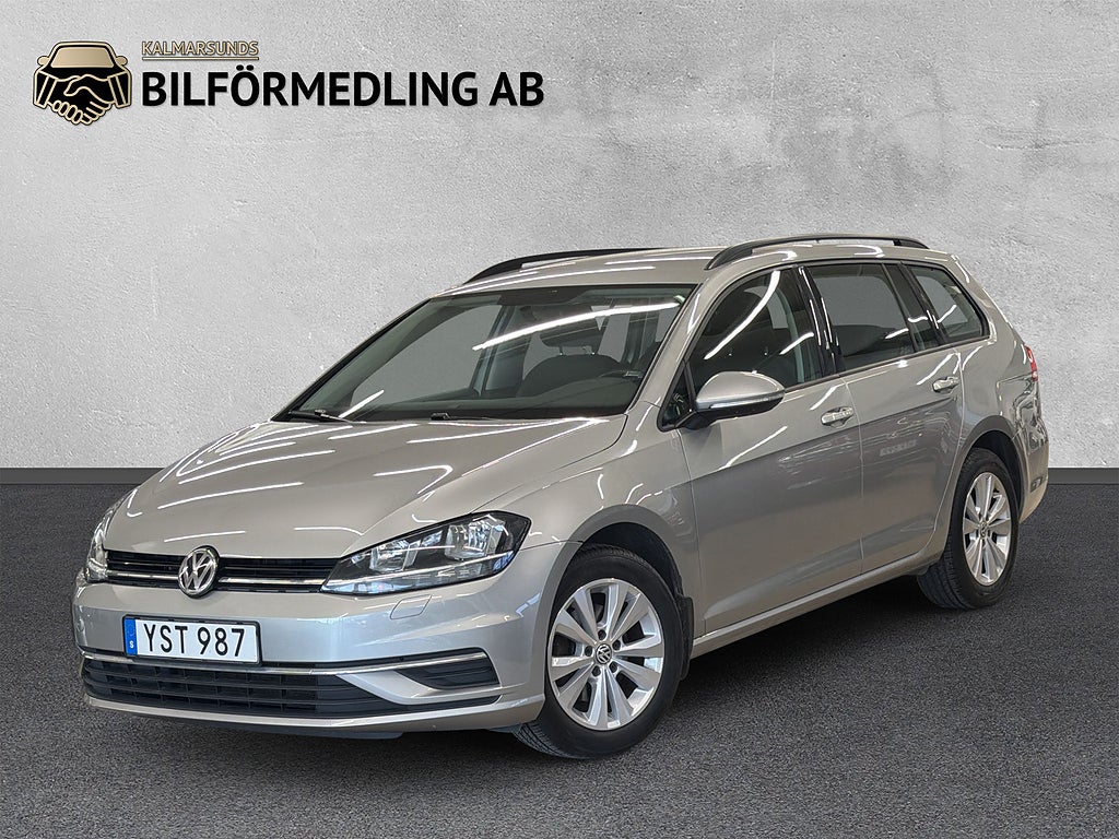 Volkswagen Golf SC 1.0 TSI Base B-Kam Carplay Adaptiv Farthållare 