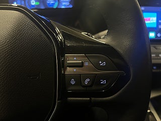 Peugeot 308 SW Plug-In 180 EAT MOMS/MoK-värm/P-sens/SoV-däck