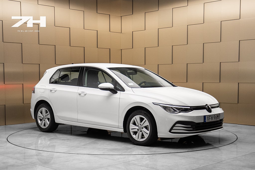 Volkswagen Golf 1.0 eTSI / Cockpit / Backkamera / Farthållare /