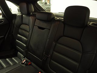 SUV Porsche Macan 13 av 25