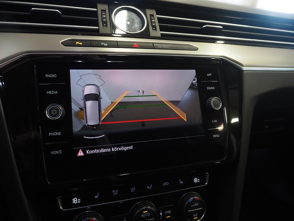 Volkswagen Passat Alltrack TDI 190hk 4M Drag|D-värm|Cockpit 2018