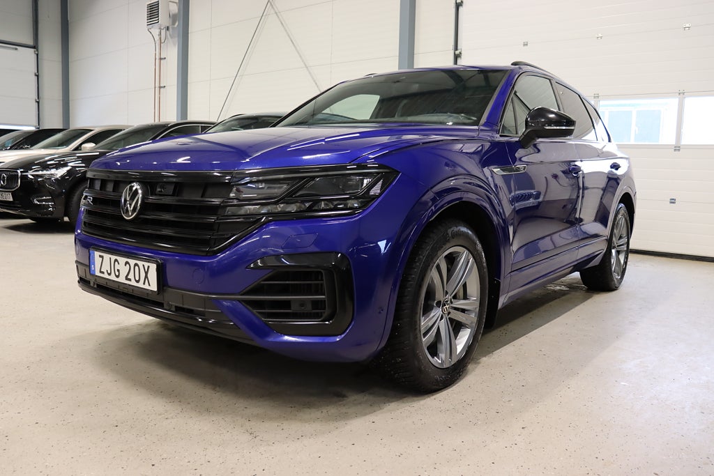 Volkswagen Touareg R eHybrid 3.0 V6 TSI 4M R Pano DynAudio Drag 462hk