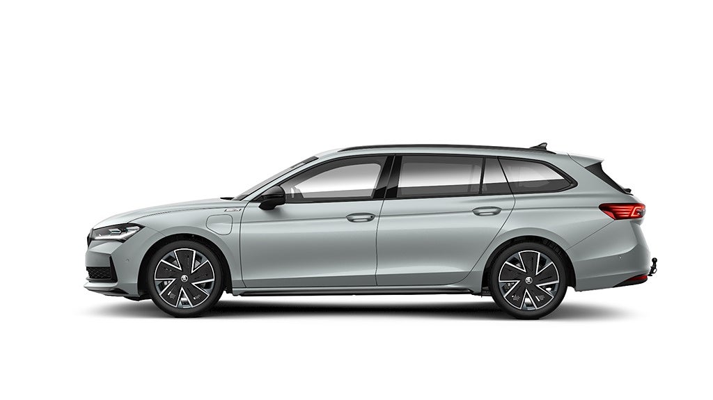 Skoda Superb Combi Sportline 1,5 TSI iV 204 hk Dragkrok DSG