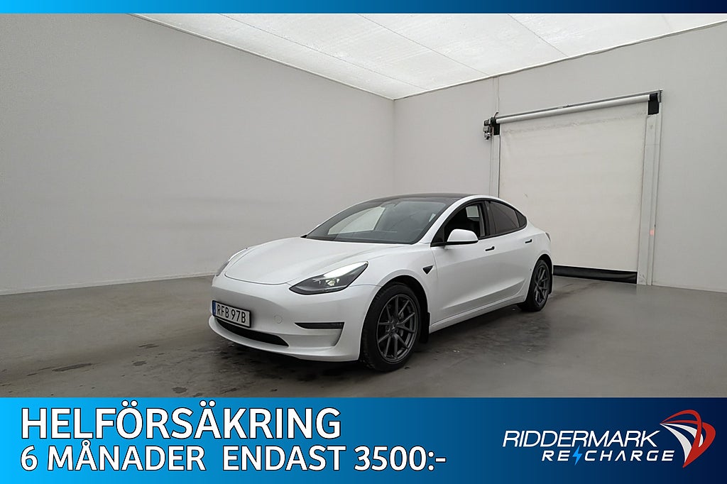Tesla Model 3 Long Range AWD Pano Dragkrok AP Svensksåld